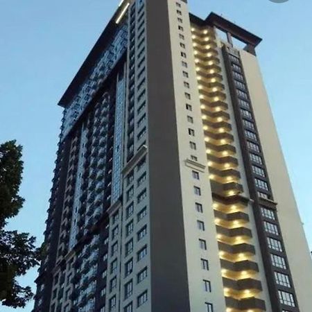 Апартаменти Modern Vip Smart. Київ Екстер'єр фото